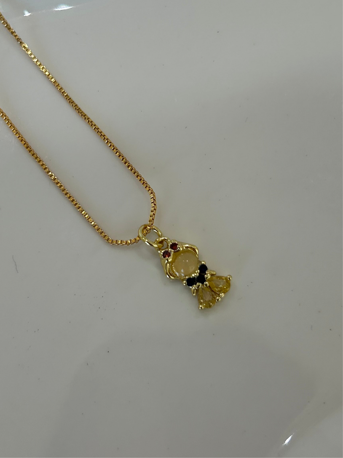 Snow White Necklace