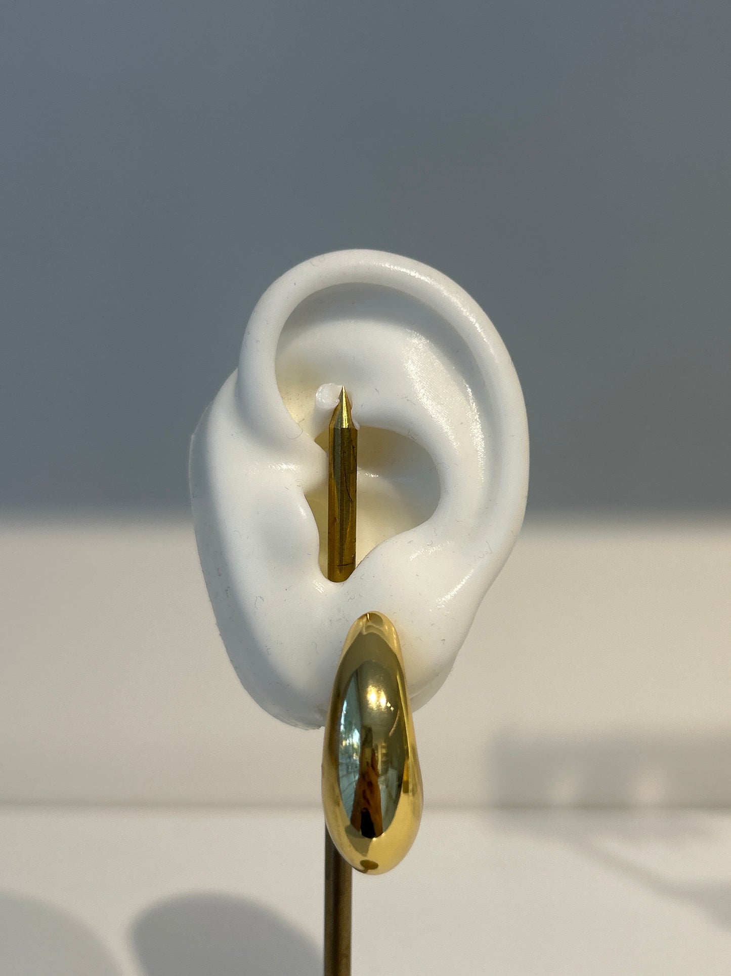 Aretes Media Luna Dorados