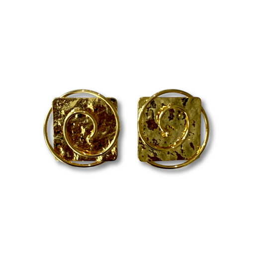 Aretes cuadrado caracol dorado