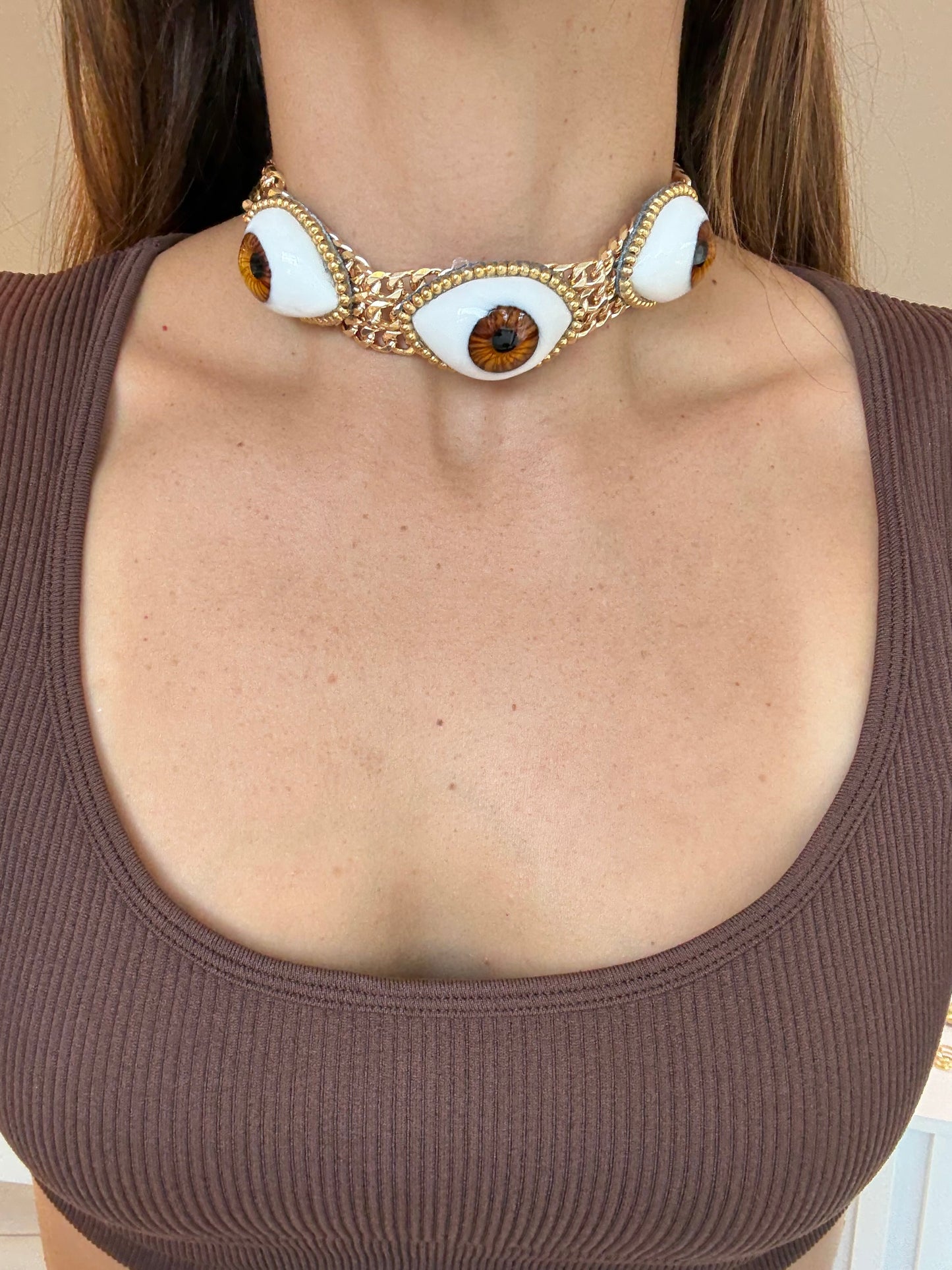Collar maxi ojo