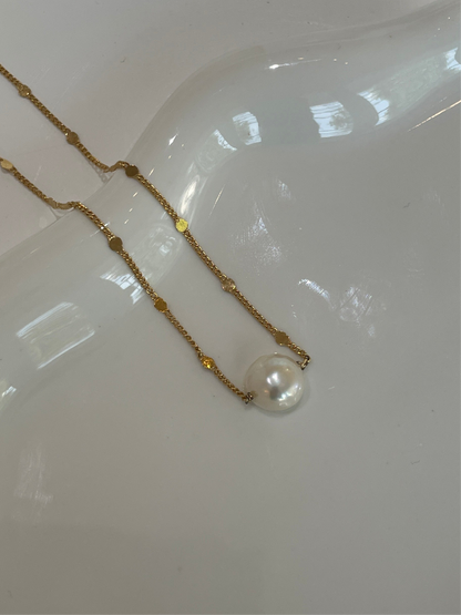 Collar Media Perla Petite