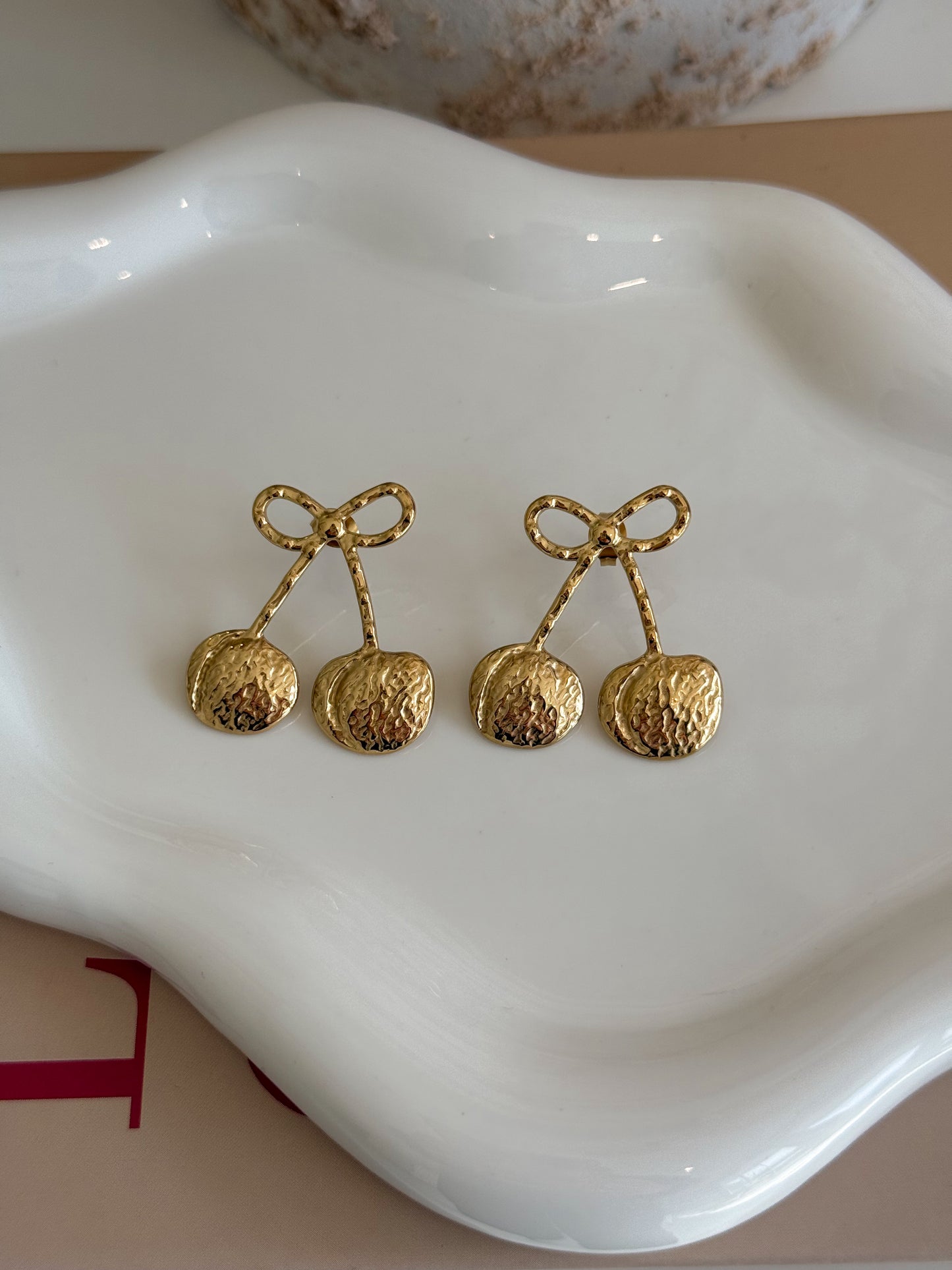 Arete Gota Dorada Zirconias