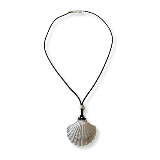 Collar brisa  plateada