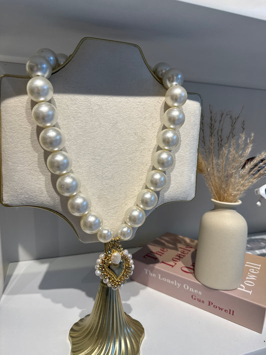 Collar Mega Ariana Corazón