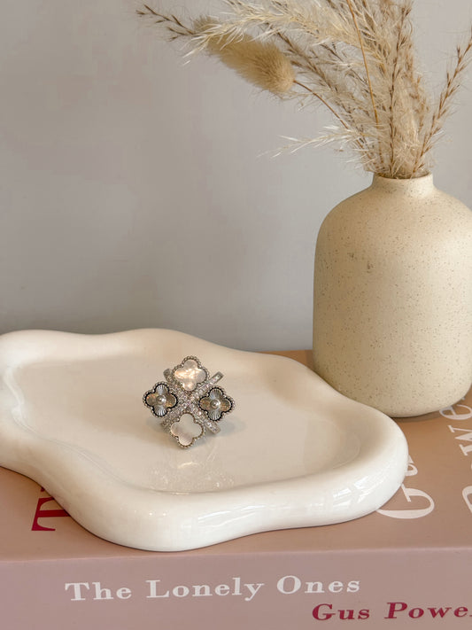 Anillo Trébol