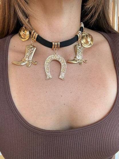 Collar Fernández