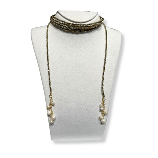 Collar corbatín Café Con Perlas