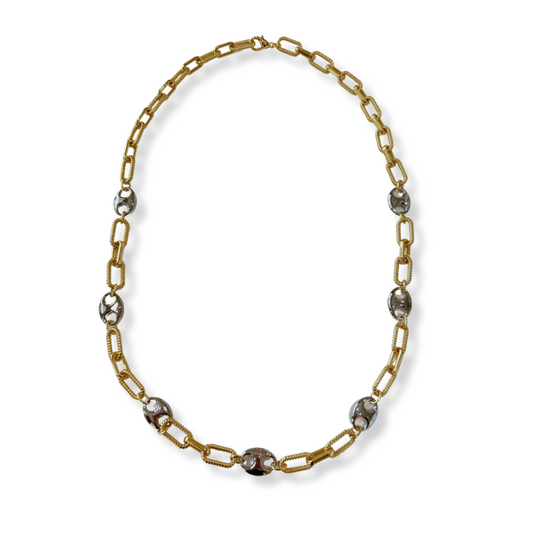 Collar áurea