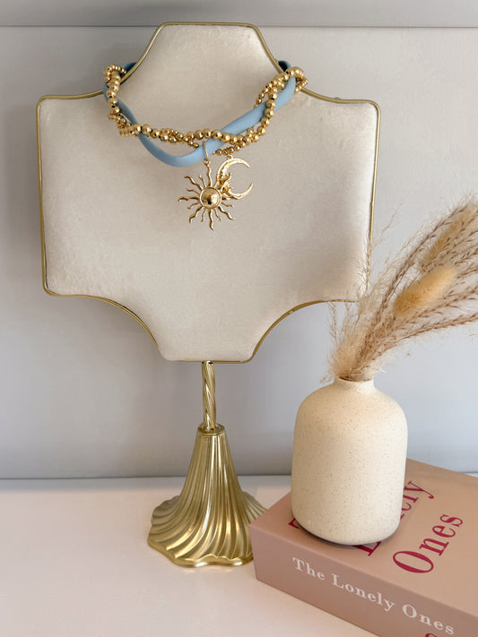 Collar Azul Trenzado Luna y Sol