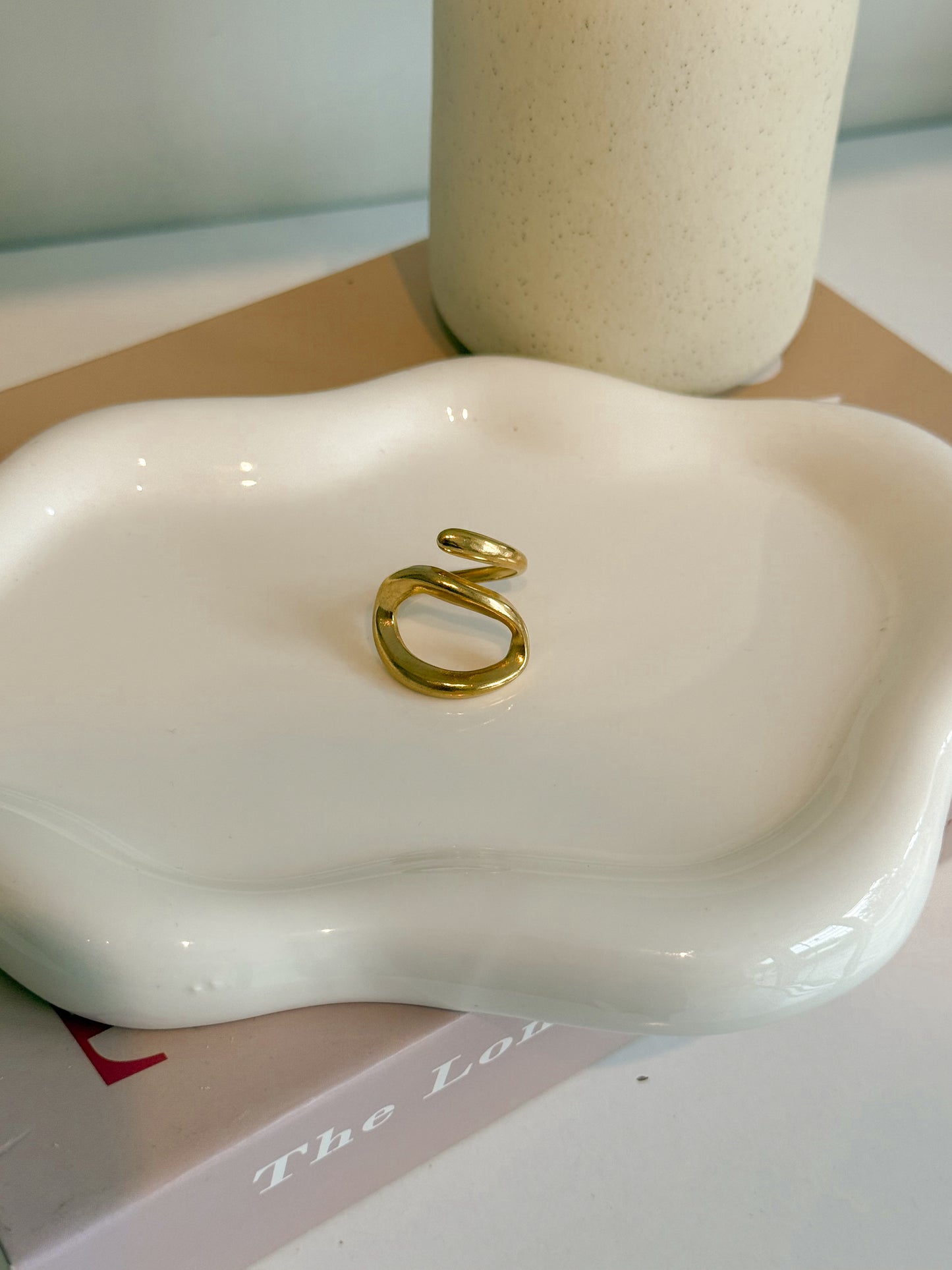 Anillo Dalia