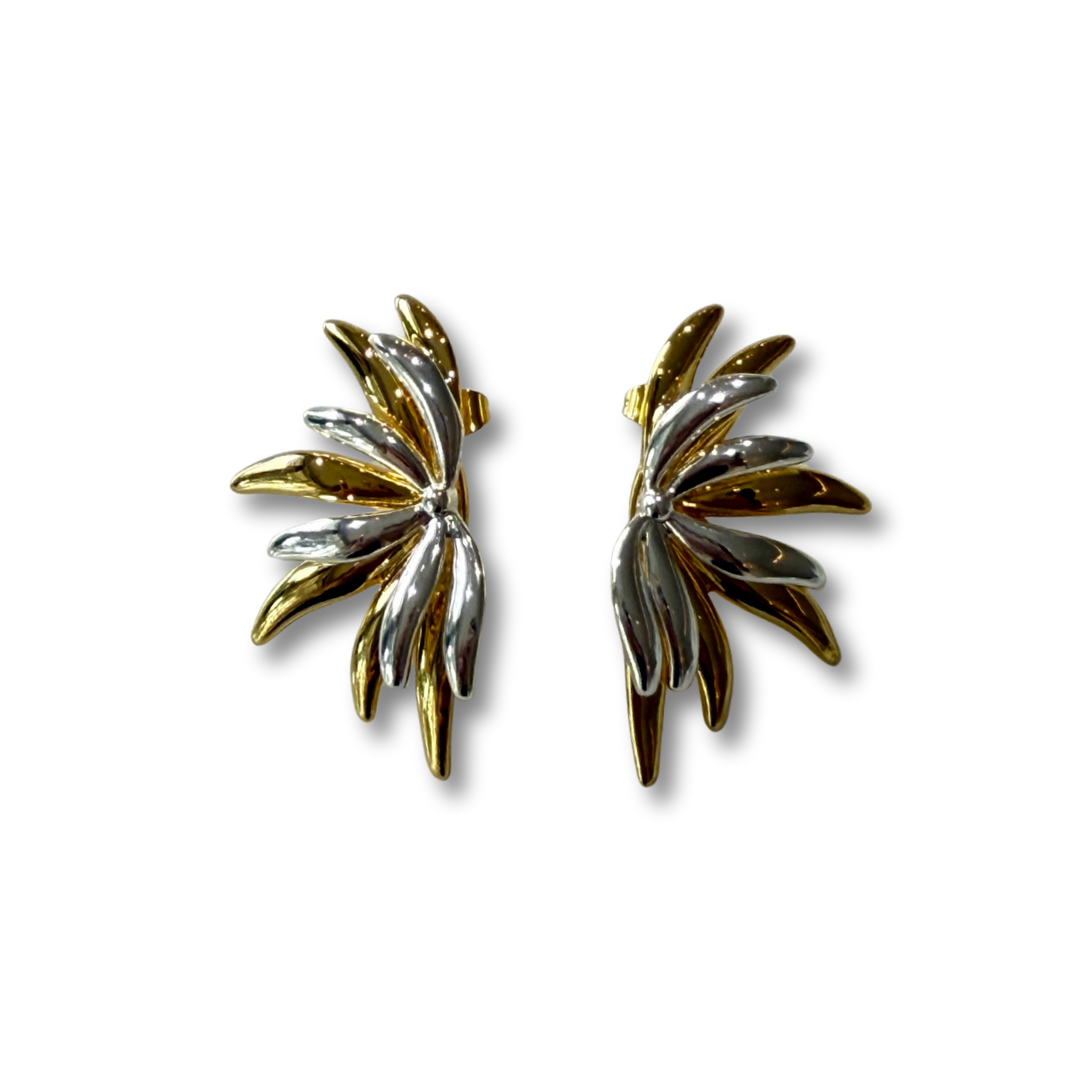 Aretes mitad flor bicolor