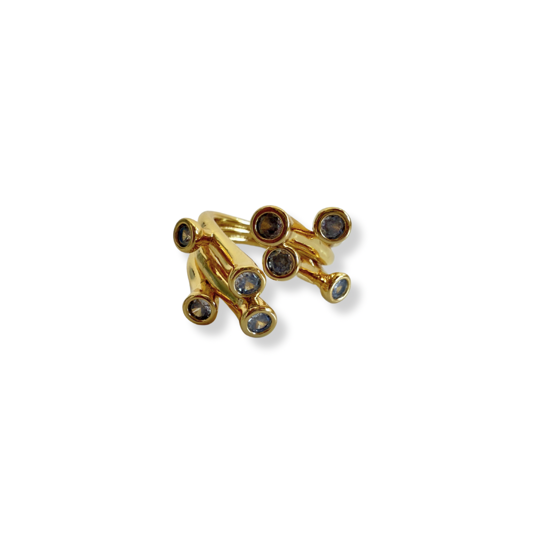 Anillo Puntos Circonia Dorada