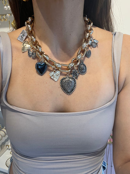 Collar Dijes Corazones Dorado