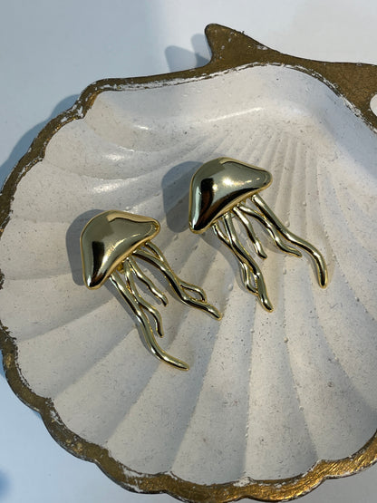 Aretes Medusa Dorados