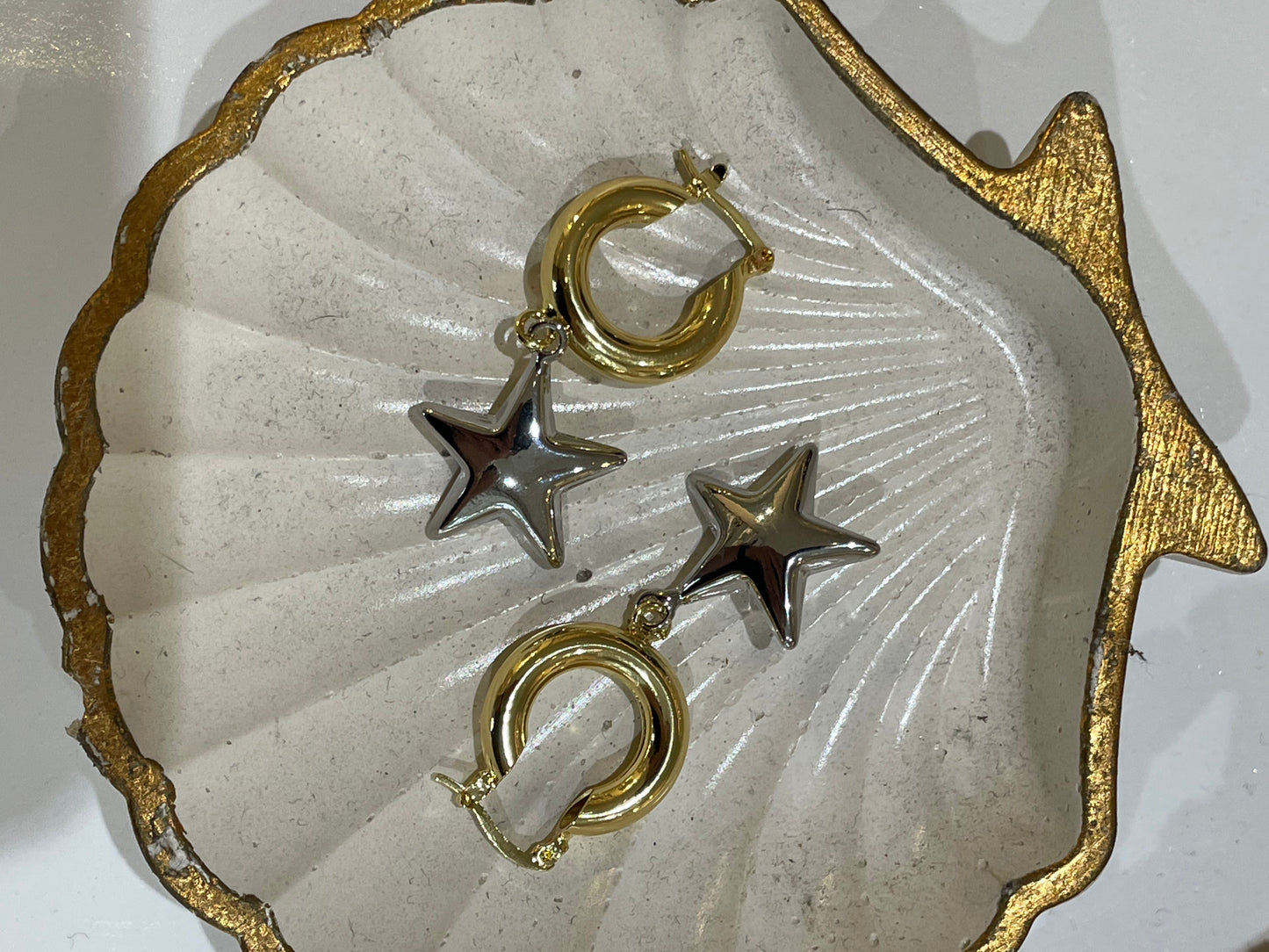 Aretes Vane