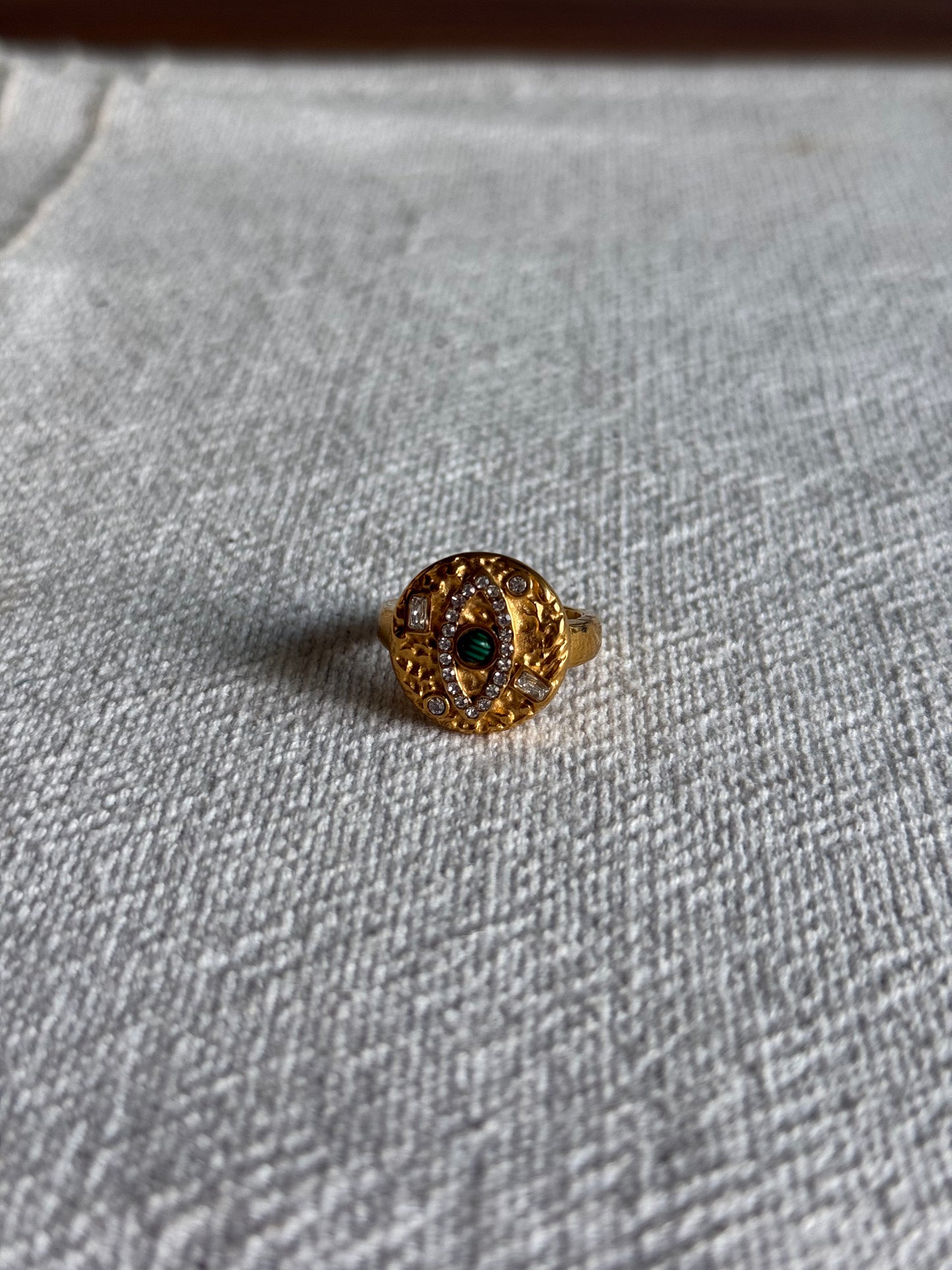 Anillo Ojo Verde